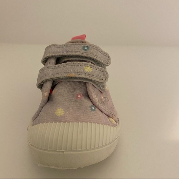 Cat and jack Toddler Parker Daisy Print Sneakers size 5 - Picture 2 of 9
